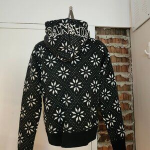 Roots Navy Blue Pullover Snowflake Hoodie Sweater Size M Medium